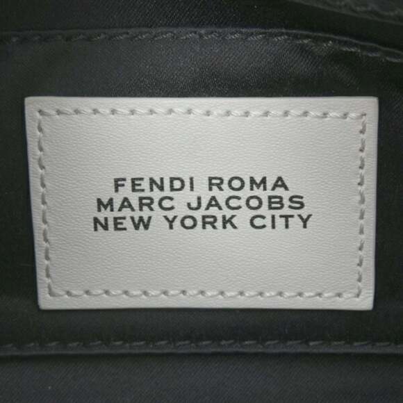 Fendi Women's Phone Bucket Pouch, Marc Jacobs Shoulder Bag, Leather, Black, 7... - Picture 6 of 10